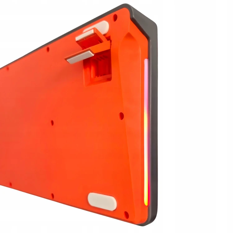 zestaw-bezprzewodowa-klawiatura-i-mysz-freewolf-rgb-adowana-bt-2-4g-6.jpg